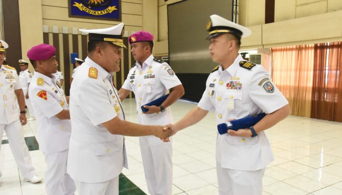 Wadan Kodiklatal Tutup Pendidikan Dikmatra-2 dan Dikaplikasi-2 TA 2023