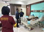 Kapolres Jembrana Layat Kasi Propam Polres Jembrana Yang Tengah Berduka