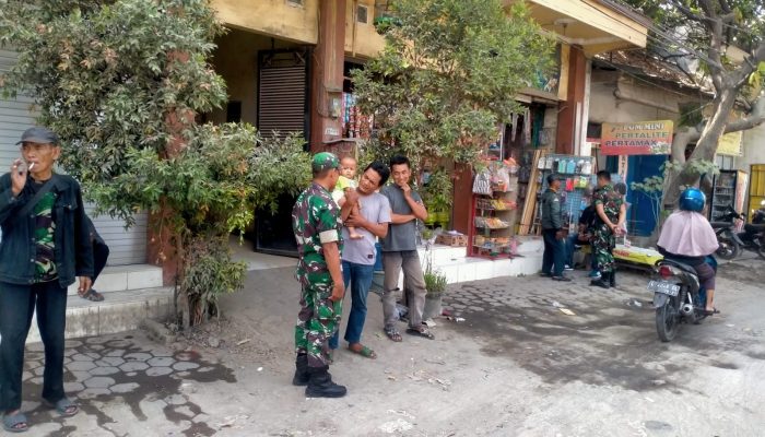 Cuaca Panas Ekstrim, Babinsa Himbau Masyarakat Ekstra Waspada dan Jaga Kondisi Kesehatan