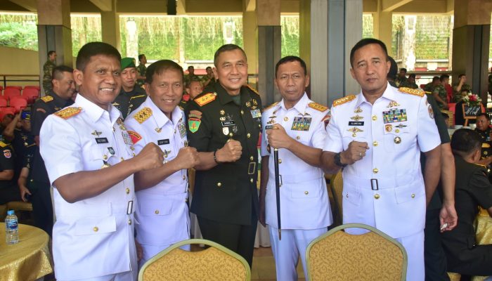 Dankodiklatal Hadiri Sertijab Kasad di Mabesad