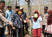 Polisi dan TNI Datang Saat Kemarau Panjang Warga Desa Krebet di Ponorogo Riang