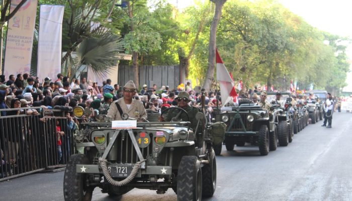 Jelang Peringatan Hari Pahlawan, Dandim 0830/Surabaya Utara Ikuti Parade Juang 2023