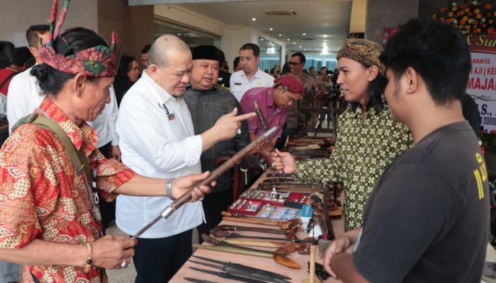 Buka Pameran Tosan Aji, Ketua DPD RI: Keris adalah Jati Diri Bangsa