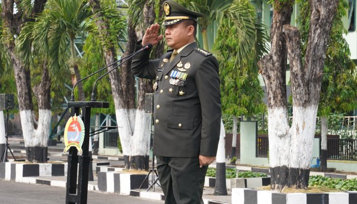 Kasrem 084/Bhaskara Jaya Memimpin Upacara Dalam Rangka Hari Pahlawan Tahun 2023