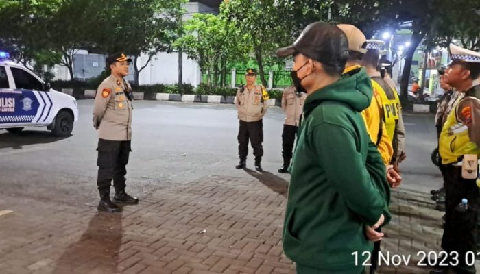 Polsek Tambaksari Giat Patroli Untuk Mengantisipasi Tindak Kejahatan di Malam Hari 