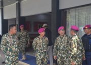 Danlantamal V Ikuti Laporan Kenkat Pati Korps Marinir TNI AL