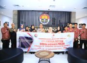 Kadivhumas Polri Berangkatkan 15 Orang Ibadah Umroh Dalam Rangka Hari Jadi ke-72 Humas Polri