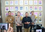 Kunjungi Polres Gresik, Bupati Fandi Akhmad Yani Sampaikan Permohonan Maaf atas Kericuhan Suporter