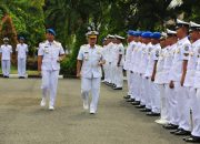 Dankodikdukum Pimpin Upacara Tupdik Siswa Diklaba dan Diktukba TNI AL TA. 2023