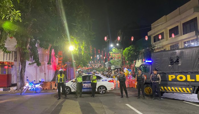 Cegah Kejahatan Jalanan Polres Pelabuhan Tanjung Perak Gelar Patroli Skala Besar