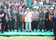 Menhan Prabowo Beri Santunan Kepada Korban Erupsi Gunung Marapi di Kabupaten Agam Sumbar
