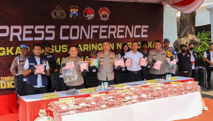 Kapolda Jatim Pimpin Rilis Ungkap Kasus Narkoba Jaringan Antar Provinsi, Sita 144 Kilogram Sabu