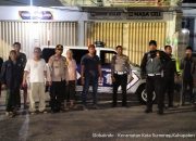 Lurah Bangselok Bersama Element Masyarakat Dari Tingkat RT/RW Lakukan Cipta Kondisi Lingkungan