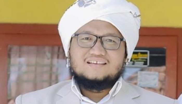 Viral, K.H Muhammad Fauzi Akan Melaporkan Oknum Pengurus Asta Batu Ampar Ke Polres Pamekasan