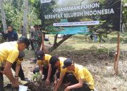 Kapolres Jembrana Mendukung Kegiatan Pelestarian Alam Penanaman Pohon Serempak Tahun 2024 di Desa Blimbingsari Melaya