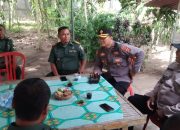 Kapolsek Melaya dan Anggota Layat Rumah Duka Alm I Wayan Welem