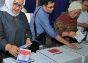 Keluarga Besar Bupati Sragen, Mencoblos di TPS 23 Jurangjero ,Karangmalang