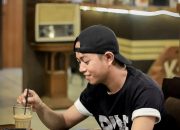 Ariwidodo Mekanik Mobil Asal Situbondo Yang Menetap Di Sumenep Kembali Berkarya Di Dunia Musik
