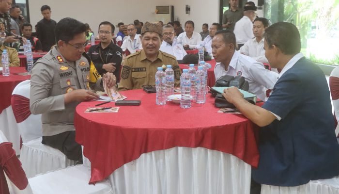 Jelang May Day Polres Probolinggo bersama Forkopimda Gelar Silaturahmi Bersama Buruh 