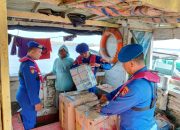 Imbangi Pengamanan WWF di Bali, Polisi Periksa Kapal dan Penumpang di Pelabuhan Jangkar Situbondo