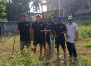 Klompok Pengajian ASWAJA Desa Sapeken – Sumenep Gelar Bersih – Bersih Makam