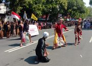41 Peserta Karnaval Meriahkan HUT Sragen ke 278, Bupati Yuni Sukowati Pamer Capaian Prestasi.