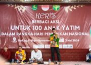 Direktur Utama BPRS Bhakti Sumekar Hadiri Gelar Acara Berbagi 100 Anak Yatim Di Gedung Ki Hajar Dewantara