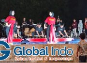 MUSIK TONG – TONG GITA LARAS HIBUR MASYARAKAT, KEPALA SEKOLAH SMAN 2 BERIKAN APRESIASI KEPADA PEMERINTAH KABUPATEN SUMENEP. 