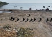 Prajurit Yonzeni 2 Marinir Hancurkan Medan Ranjau Pantai Musuh.