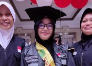 dr. Hafidlotul Muawanah, Wisuda di Sela Jadi Petugas Haji