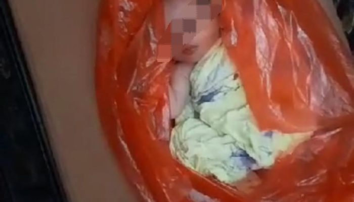Geger Penemuan Bayi Dalam Kantong Plastik Di Desa Pabian, Polisi Selidiki