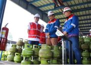 Bupati Bandung Bersama Disdagin Lakukan lnspeksi Terhadap Depo Pengisian Gas Elpiji 3 Kg