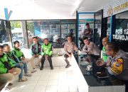 Sampaikan Pesan, Satlantas Polres Sumenep Ngopi Bareng Ojol