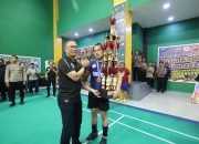 Tutup Turnamen Bulutangkis Antar media Kapoda Jatim Eksibisi Match Vs Juara 1
