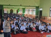 Polwan Polres Madiun Isi MPLS Ajak Pelajar Stop Bullying dan Bijak Ber Medsos