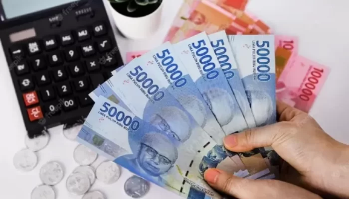 Jokowi Umumkan Kenaikan Upah Minimum Buruh (UMK) Tahun 2024, cek di Jabar!