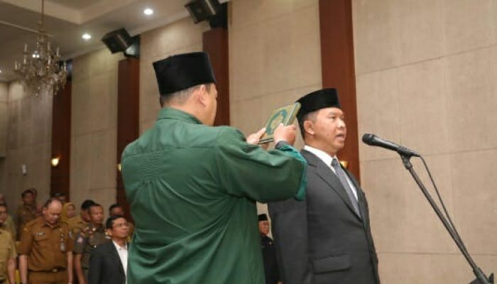 Pj Walikota Bandung Lantik Dharmawan Sebagai Pj Sekda Kota Bandung