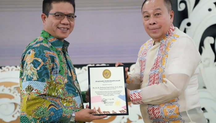 Dubes RI Untuk Filipina Respek Untuk Inisiatif Bupati Dadang Supriatna Undang Buyer Asal Filipina