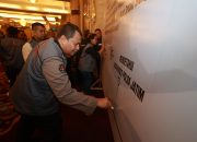 Jogo Jatim, Bidhumas Polda Jawa Timur Bersama Netizen Deklarasi Pilkada Aman dan Damai 2024