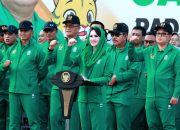 Berangkatkan Kontingen Jatim Berlaga di PON XXI Pj Gubernur dan Kapolda Jatim Beri Motivasi Atlet