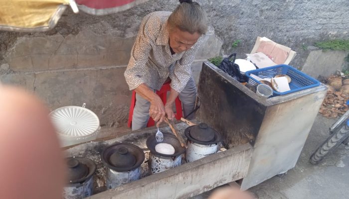 Kue Serabi Kudapan ‘Legen’ Yang Masih Eksis Hingga Kini