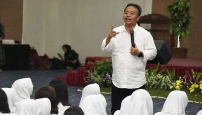Sekda Jabar Herman Suryatman Kukuhkan Forum OSIS Generasi 12 Jabar