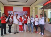 Meriahkan HUT Kab. Bekasi 74 dan RI 79, Warga Cikarang Timur Ikuti Lomba Karaoke Piala Camat