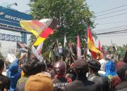 Koalisi Organisasi Bekasi (KOB) Geruduk PT Multisrada Arah Sarana TBK, Tuntut Perusahaan Gunakan SDM Lokal