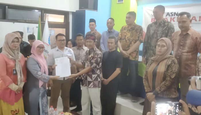 Ketua LPM Kelurahan Binong Firmansyah SH Resmi Dilantik, Para Ketua RW Berharap Ada Perubahan