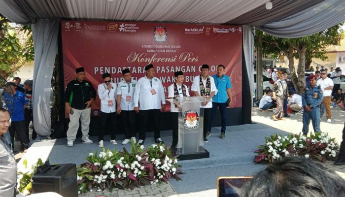 Paslon H. Dani Ramdhan, MT dan H. Romli Pilih Hari Terakhir Daftar ke KPUD Kabupaten Bekasi