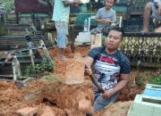 Kadivhumas Sampaikan Apresiasi Kapolri ke Anggota yang Jadi Penggali Kubur