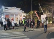 Ratusan Polisi Lakukan Pengamanan, Penetapan Nomor Urut Paslon Pilkada 2024 di Jember Berjalan Kondusif