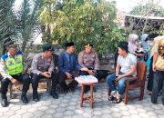 Kapolsek Kawasan Pelabuhan Gilimanuk Melayat ke Rumah Duka Almarhumah Musaifah, Wujud Belasungkawa Polri