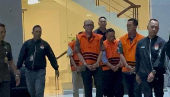 Ema Sumarna Dan 3 Anggota DPRD Kota Bandung Di Tetapkan Sebagai Tersangka Kasus Smart City